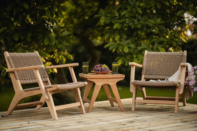 EYA Beistelltisch - Teak