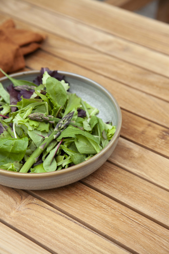 Rosenborg Set - Dreisitzerbank, zwei Stühle & Tisch - Teak