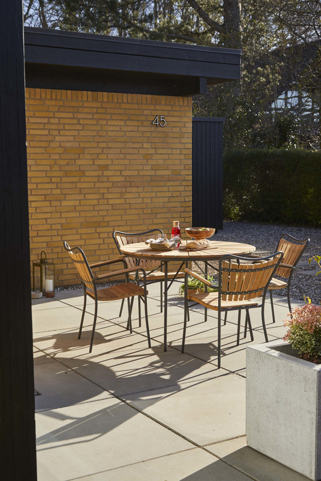 Ellen Set - Tisch 110 cm & vier Stühle - Anthrazit